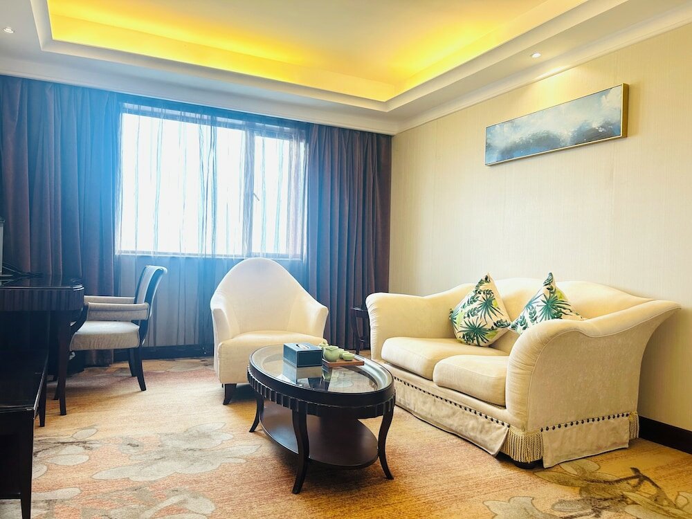 Фото Guangdong Hotel Shanghai