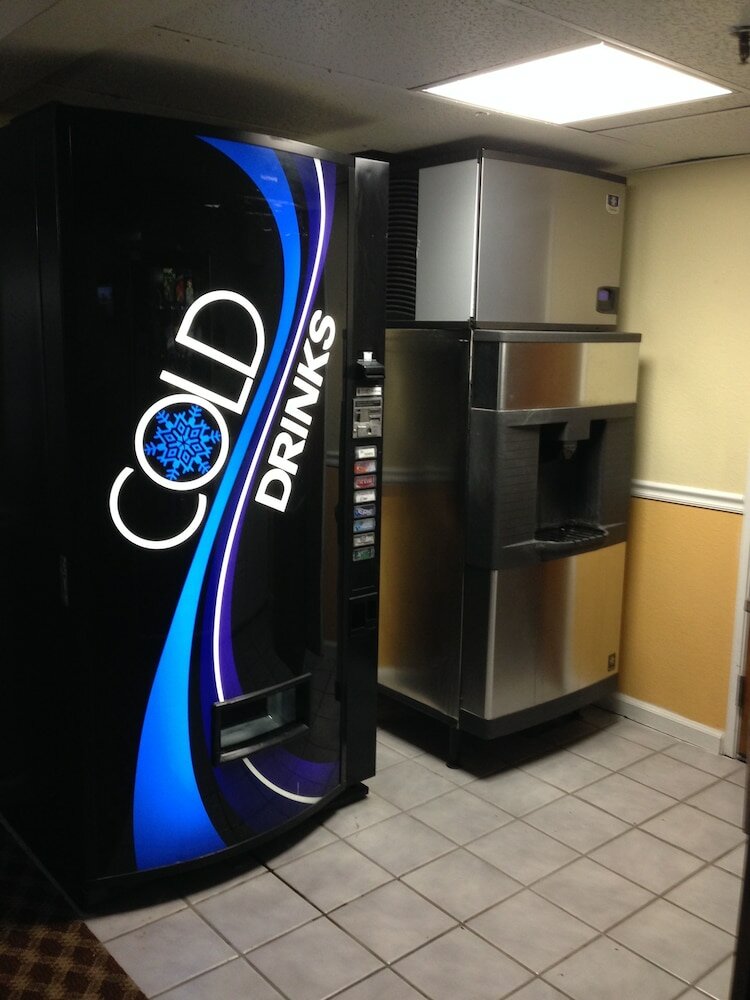 Фото Super 8 by Wyndham Vacaville