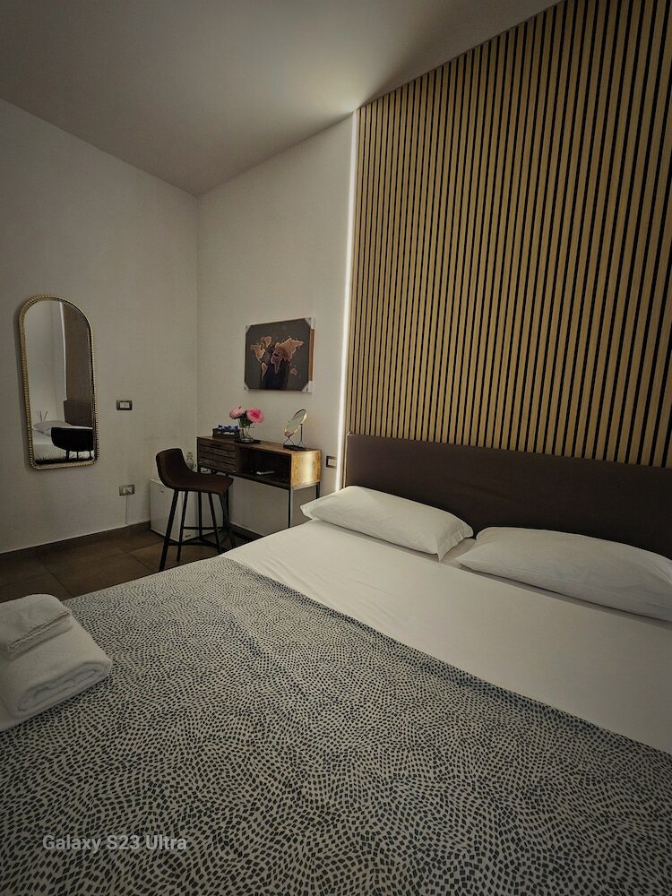 Фото Napoli Centrale Naples