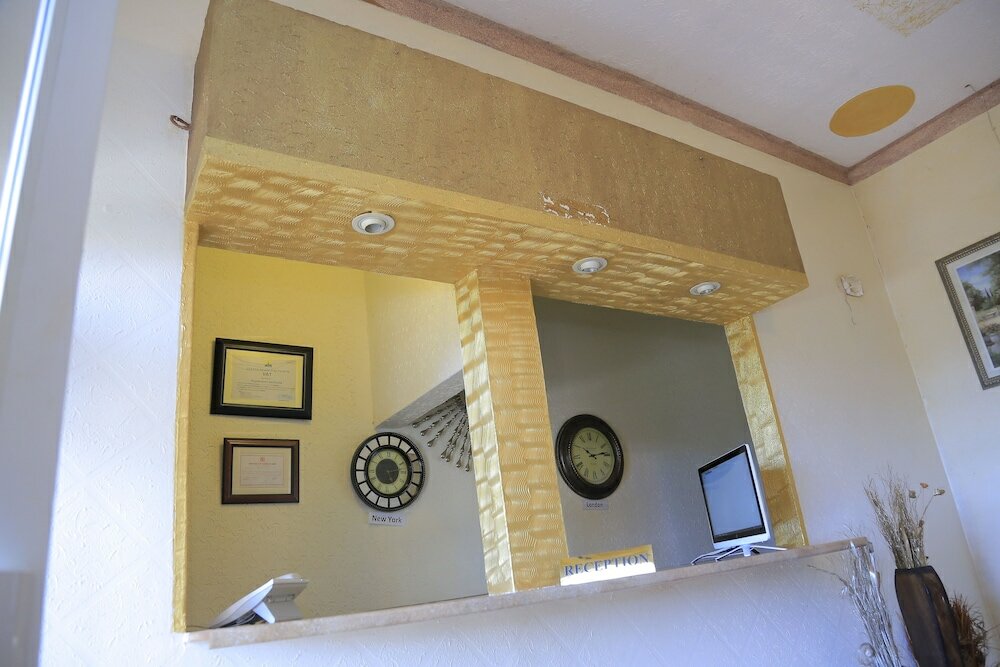 Фото Executive Airport Hotel