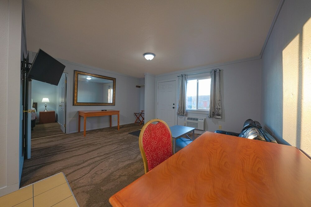 Фото Oyo Hotel Portland Or Near Airport