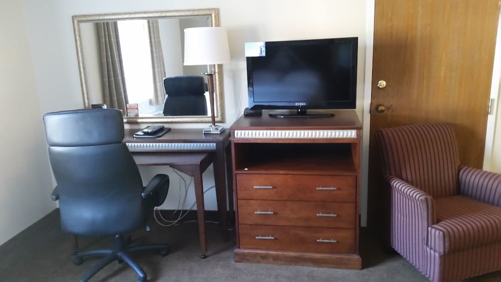 Фото Super 8 by Wyndham North Bay