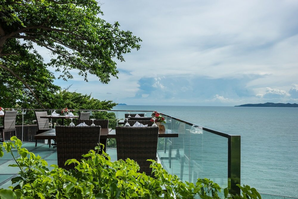 Фото Royal Wing Suites & SPA