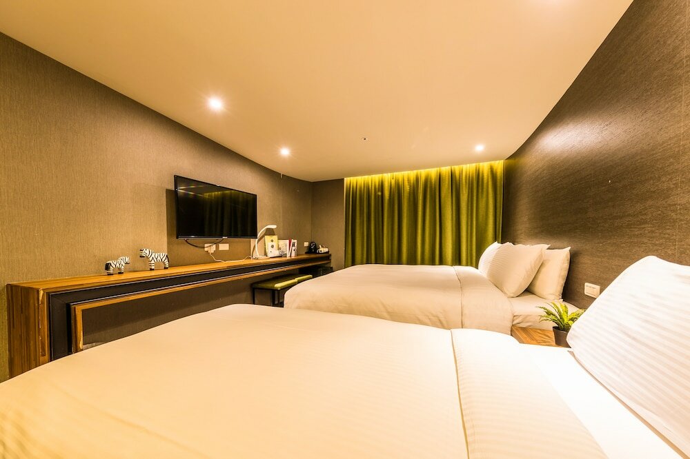 Фото Goodmore Hotel