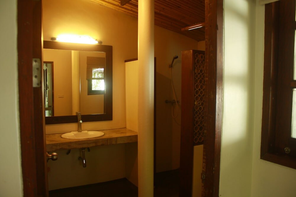 Фото Samui Honey Backpacker Bungalow