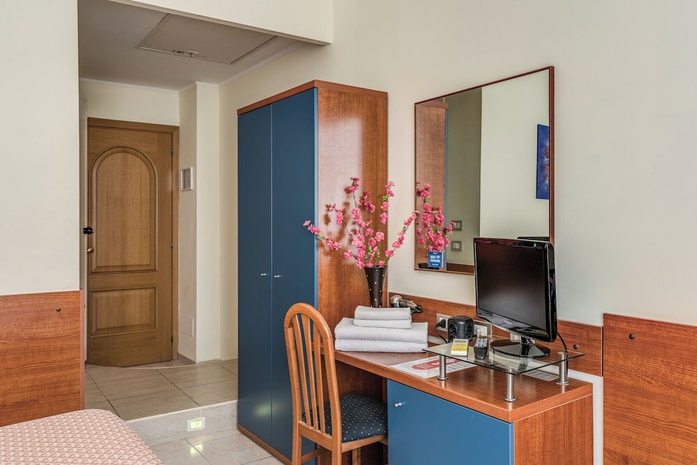 Фото Hotel Katty