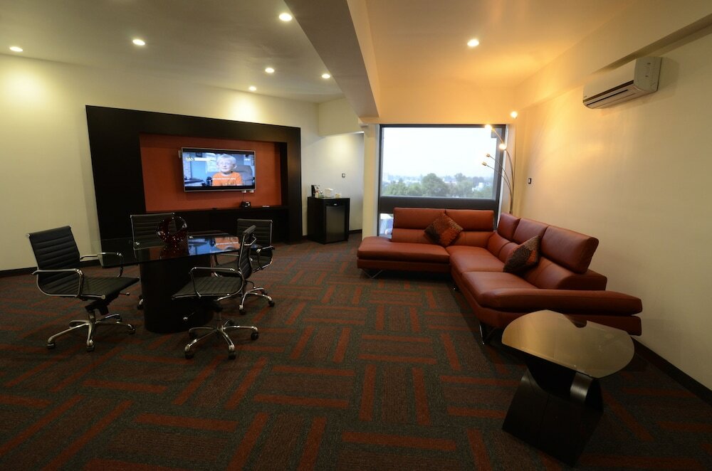 Фото Holiday Inn Mexico Dali Airport, an Ihg Hotel