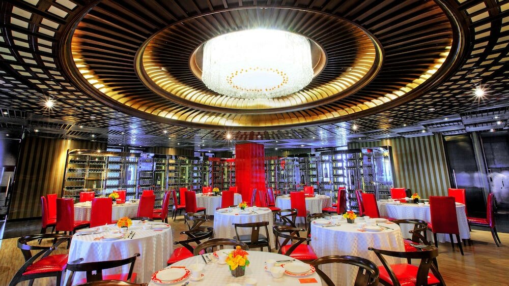 Фото Holiday Inn Shanghai Hongqiao West
