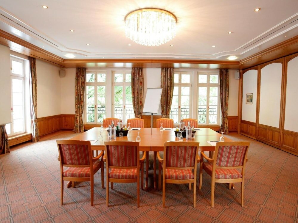 Фото Hotel Schloss Friedestrom