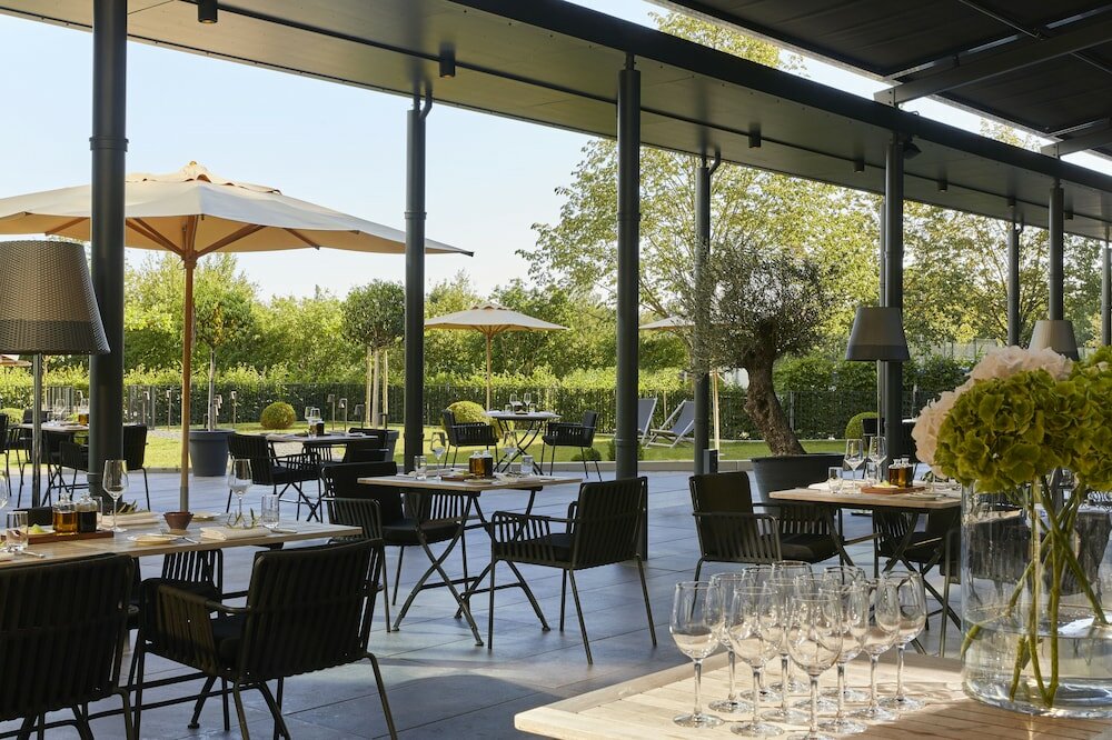 Фото Infinity Hotel & Conference Resort Munich