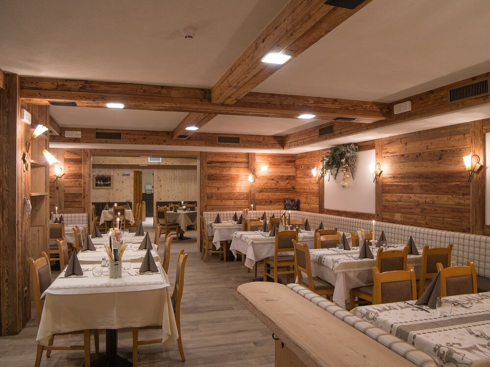 Фото Hotel Amerikan