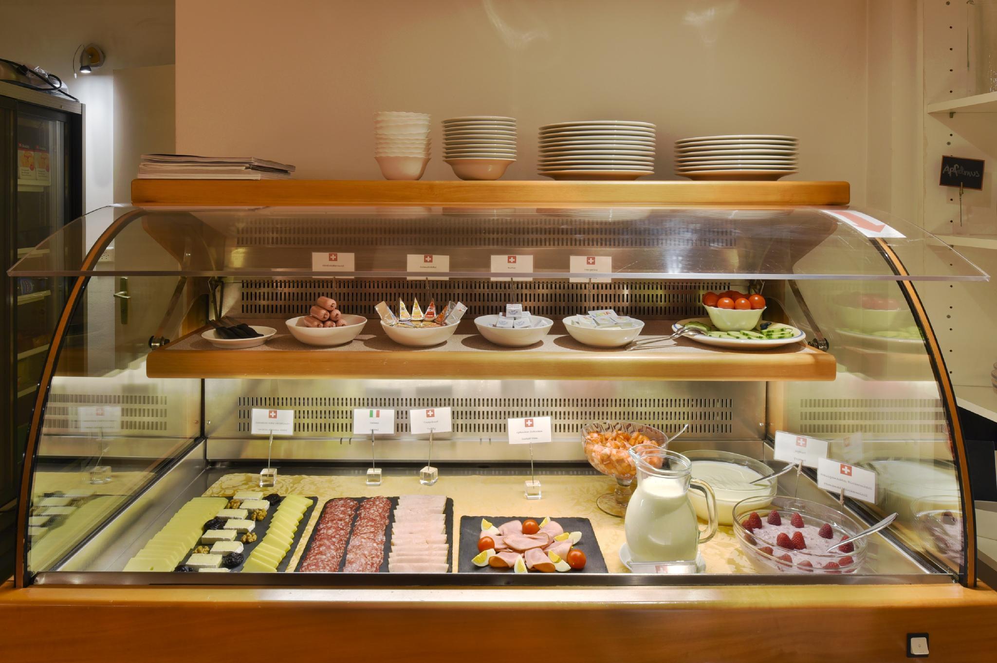 Фото Hotel Hirschen