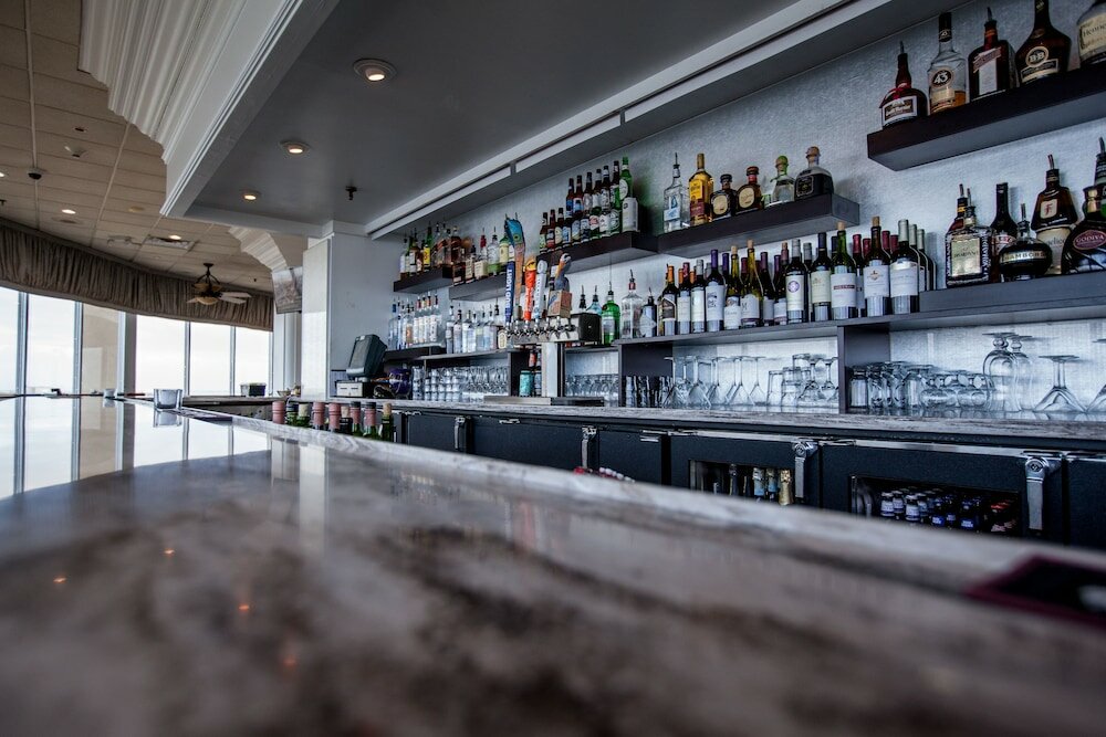 Фото Holiday Inn Charleston Riverview, an Ihg Hotel