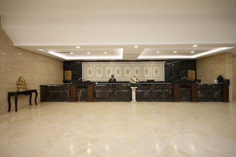 Фото Hotel Samrat Inn