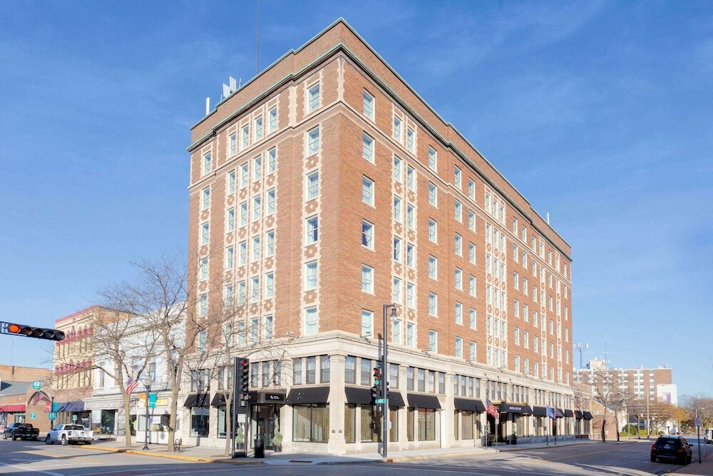 Фото Hotel Retlaw, Trademark Collection by Wyndham