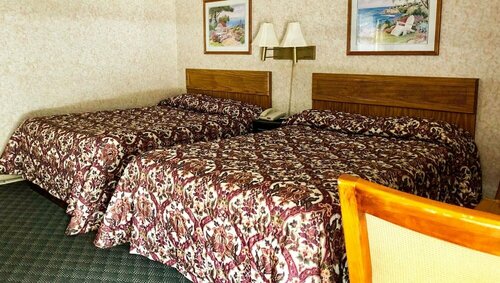 Внешний вид отеля Pleasant Valley Motel West Stockbridge в Уэст-Стокбридже, фото 3