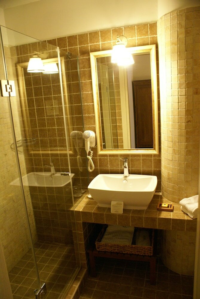 Фото Gamila Rocks Mountain Hotel