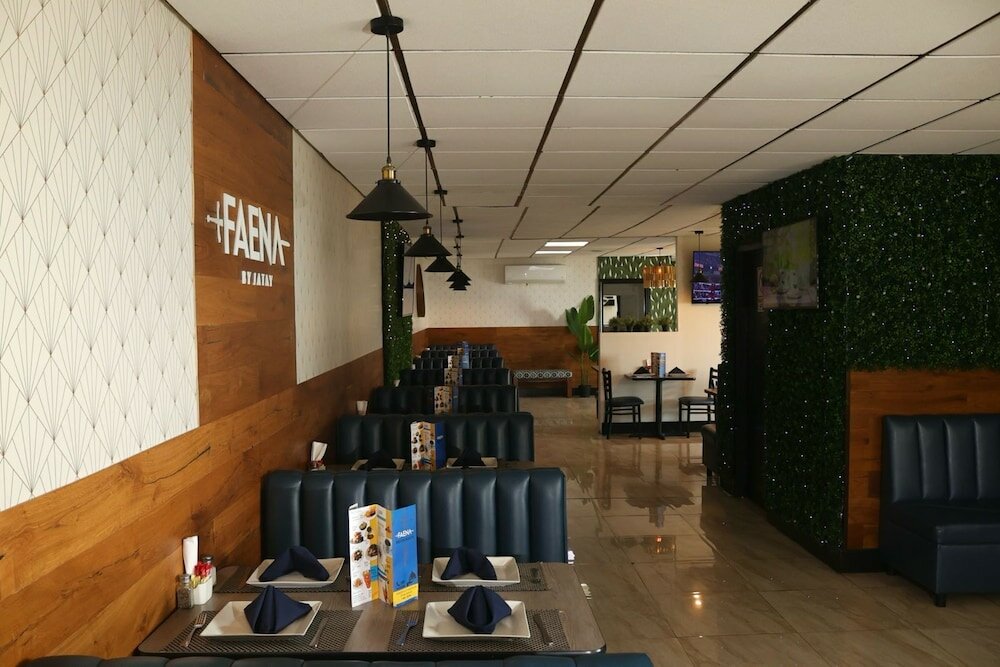 Фото Hotel Jatay