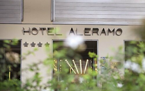 Внешний вид отеля Hotel Aleramo в Асти, фото 5