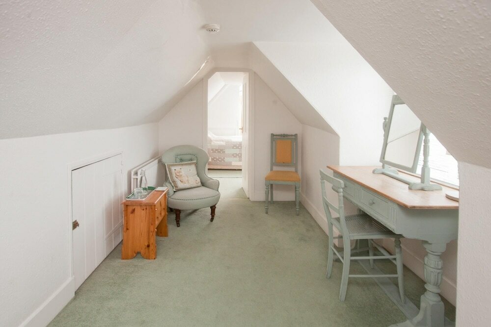 Фото The Old House Guesthouse