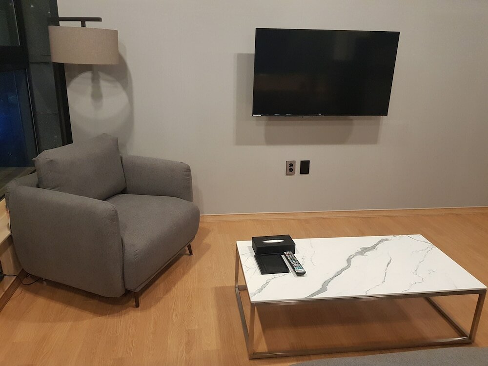 Фото Suntree Hotel