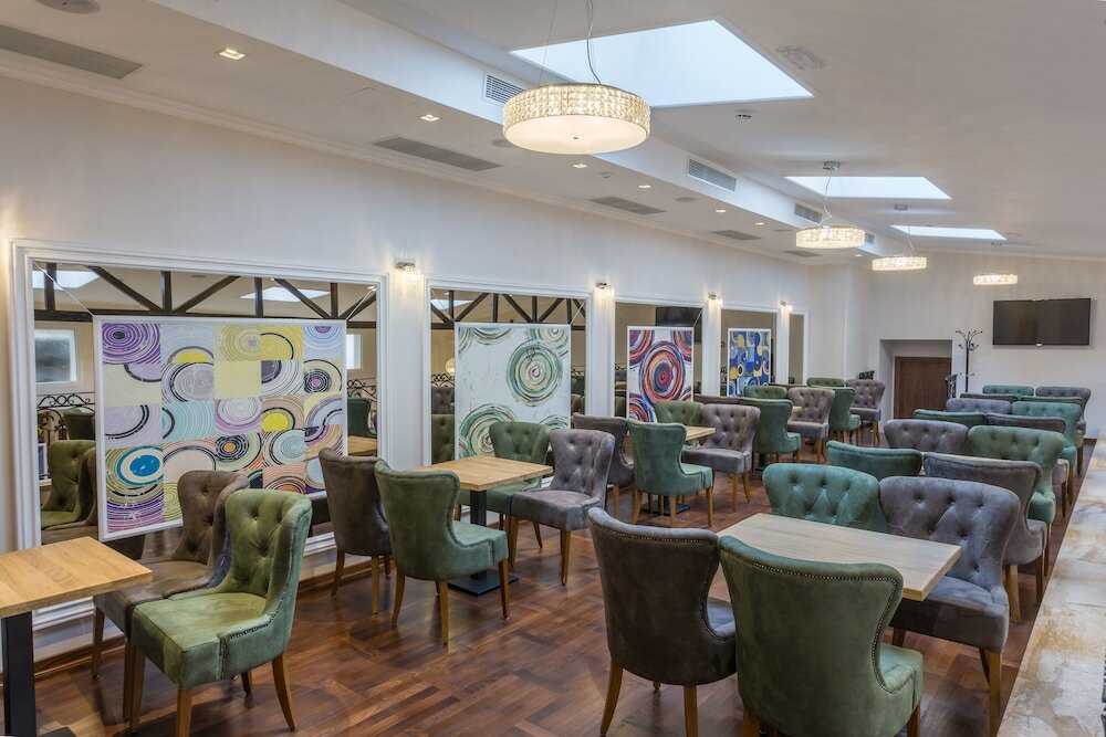 Фото Royal Inn Hotel