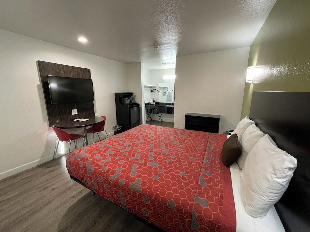 Фото Claremont Lodge