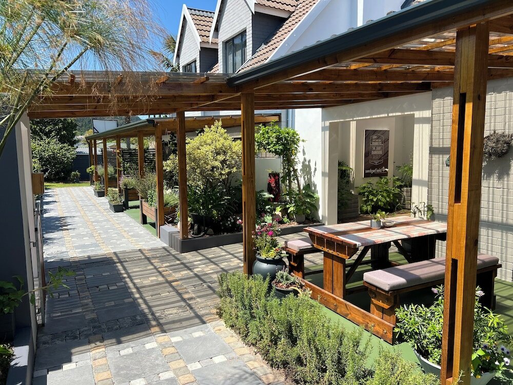 Фото Pelican Lodge