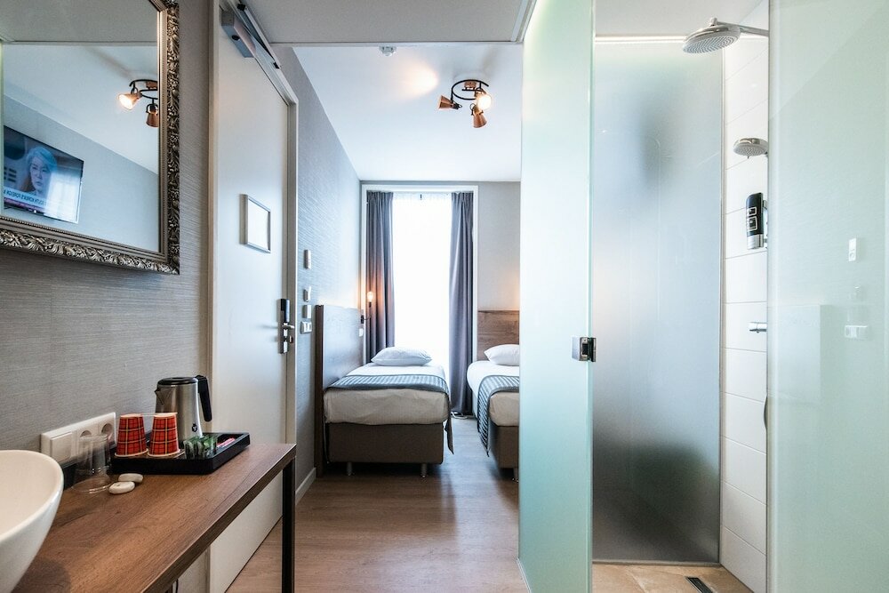 Фото Melrose Hotel