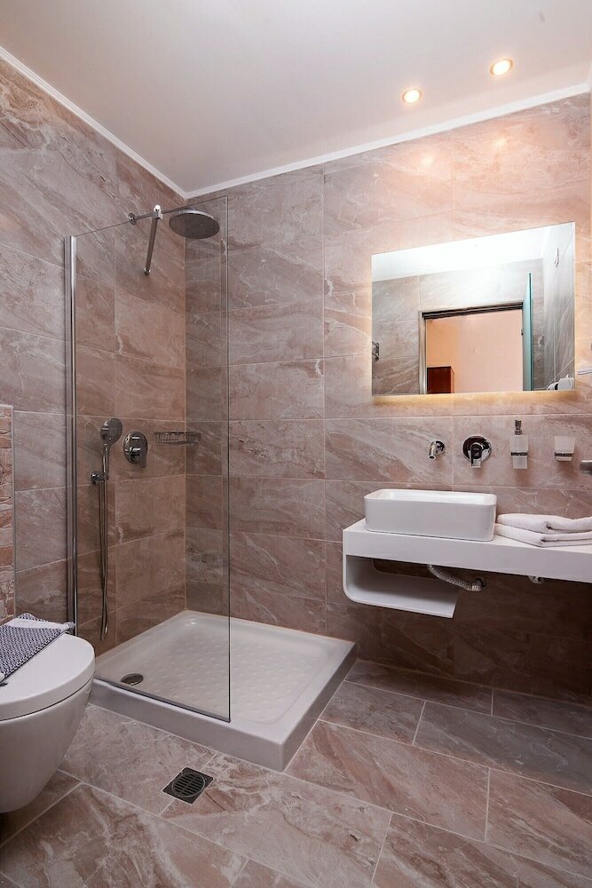 Фото Diamond Hotel