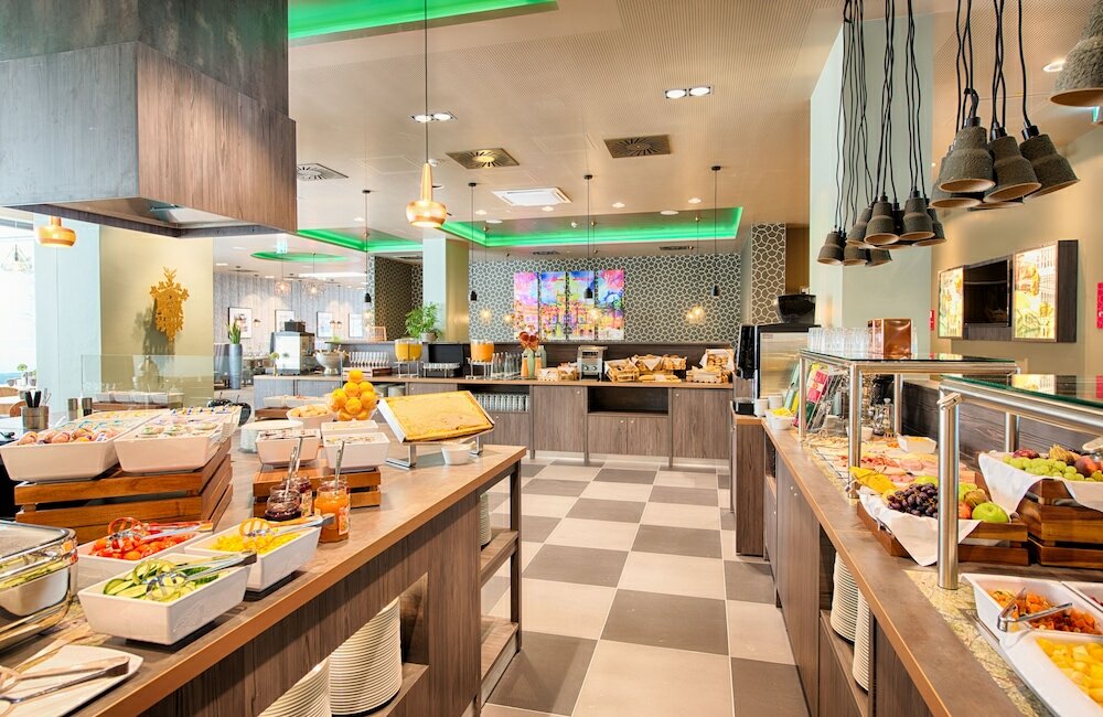 Фото Leonardo Hotel Munich City East