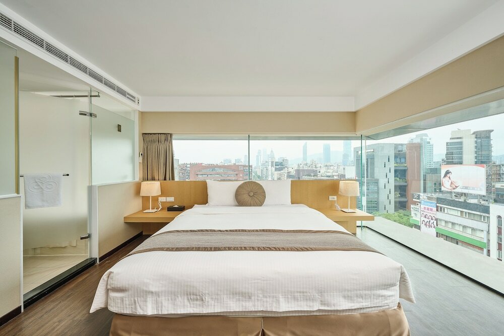 Фото Eastin Taipei Hotel