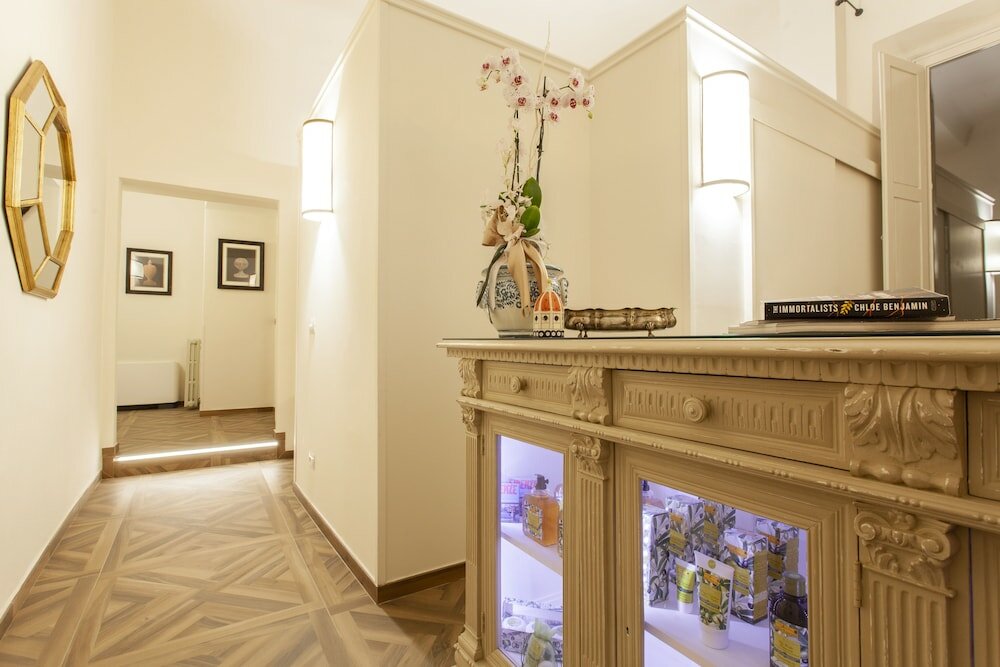 Фото Palazzo Martellini Residenza d'Epoca