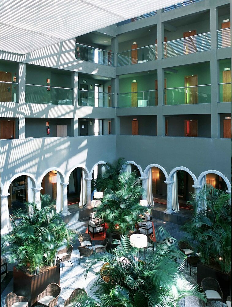 Фото Parador de la Seu d'Urgell