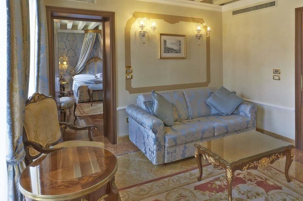 Фото Hotel Canal Grande