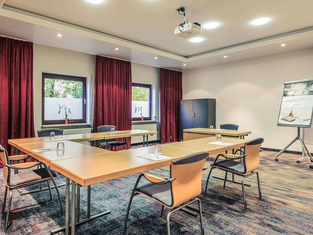 Фото Mercure Hotel München Süd Messe