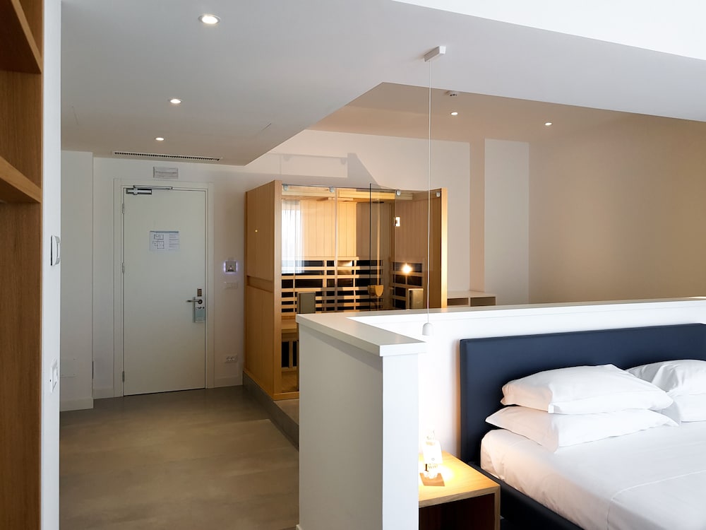 Фото Mosella Suite Hotel