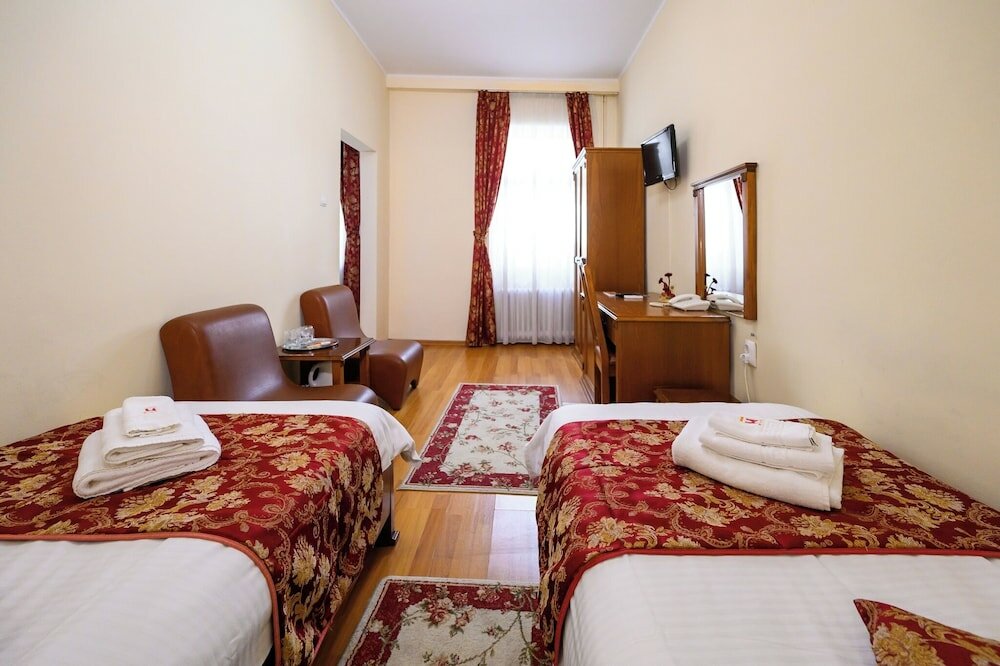 Фото Hotel Transilvania