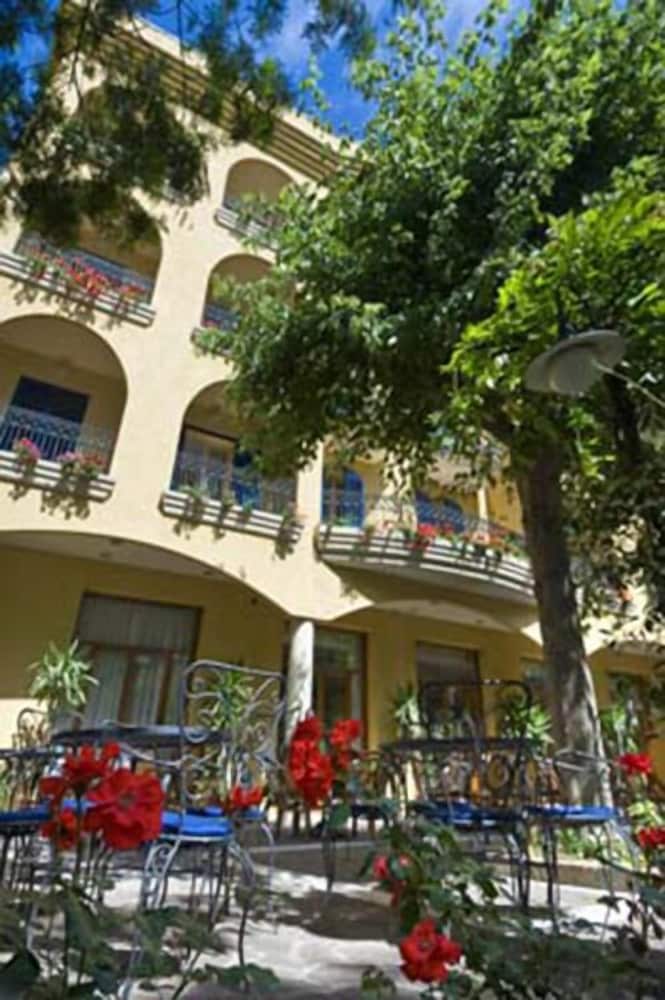 Фото Hotel Vanni