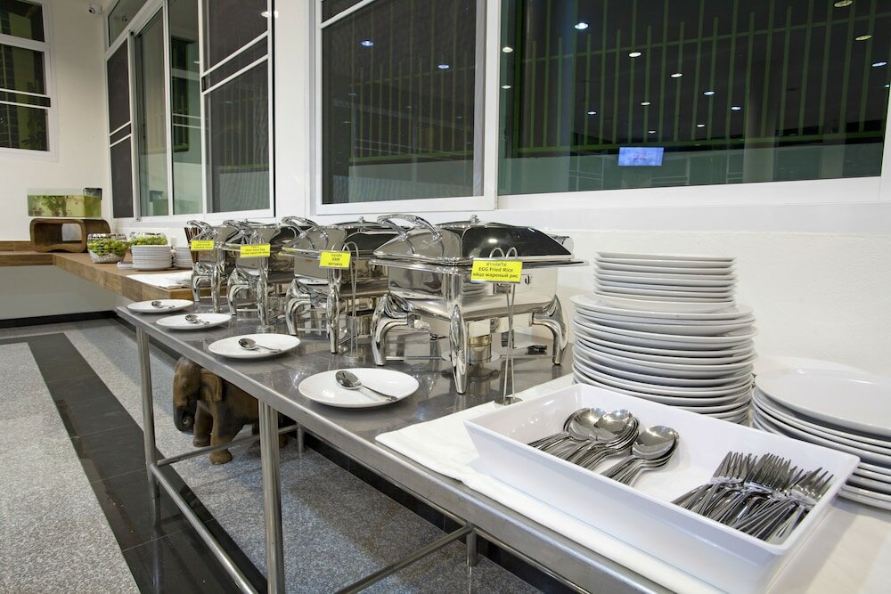 Фото Wiz Hotel Pattaya