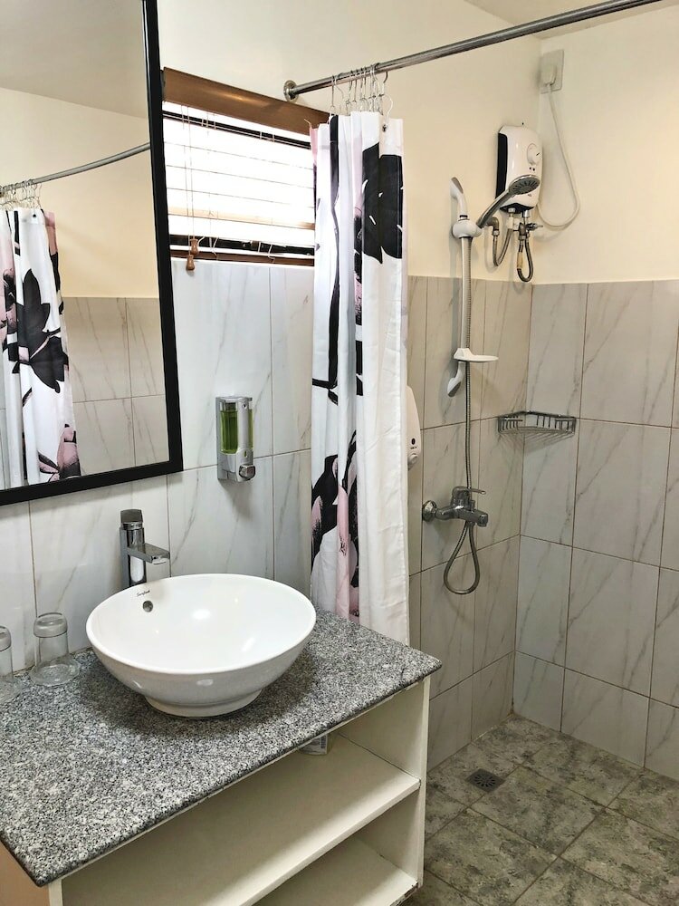 Фото Casa Roces Bed and Breakfast