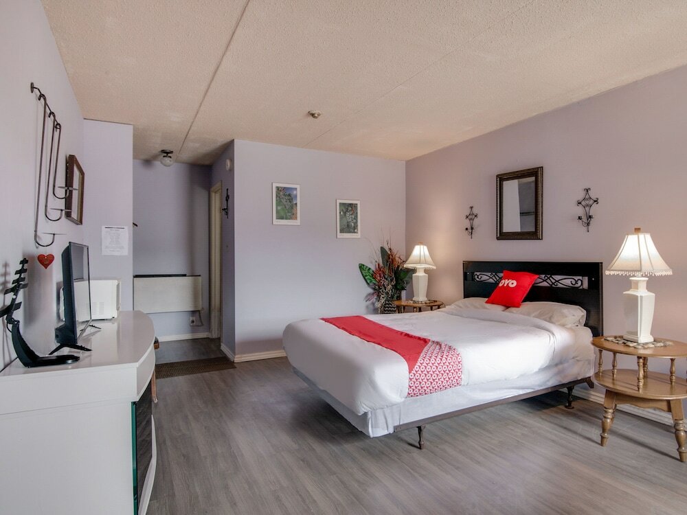 Фото Oyo Hotel Niagara Falls, On - Fallsview