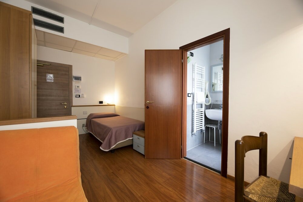 Фото Hotel Vienna