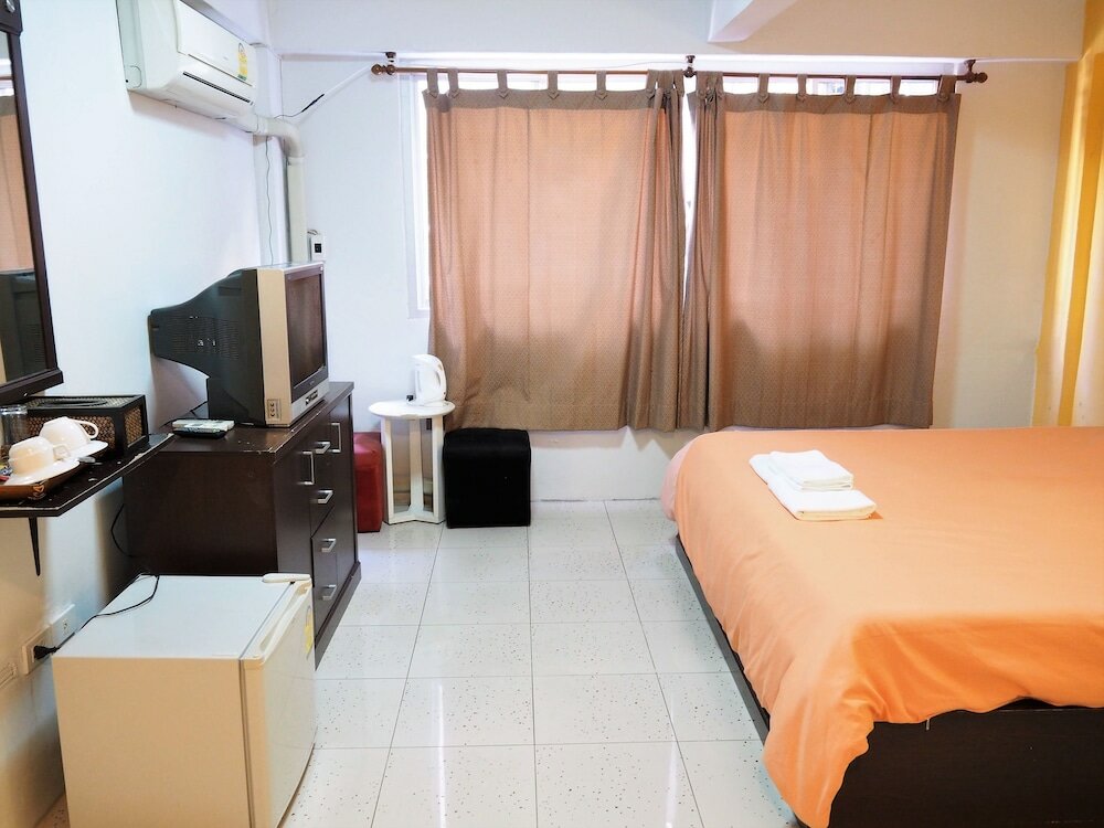 Фото The Boss's Place