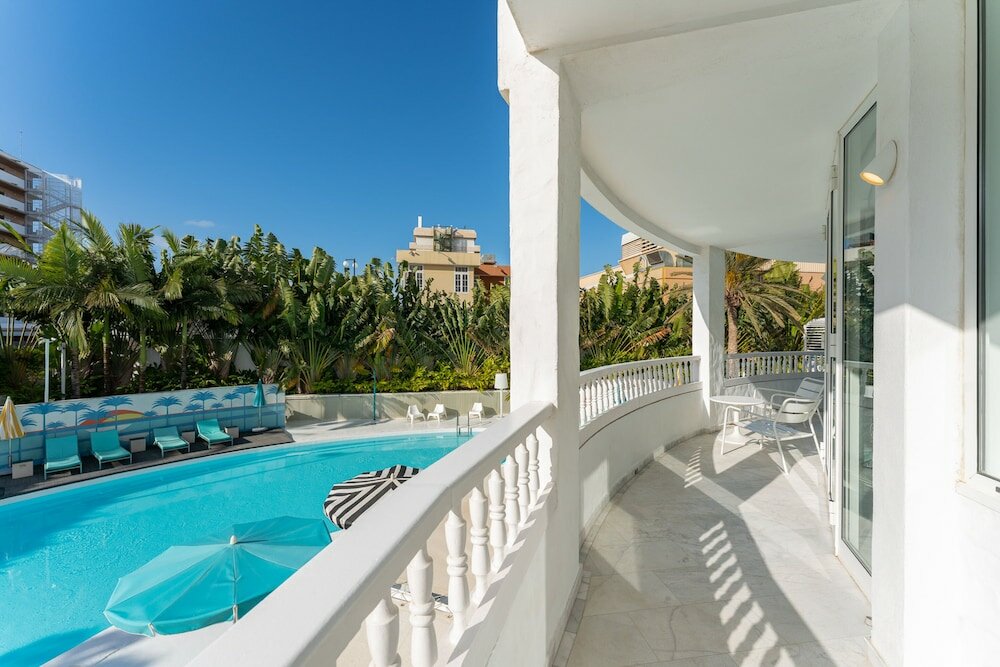 Фото Отель Gold by Marina - Adults Only