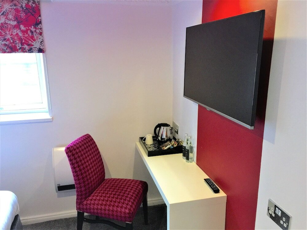 Фото St James Hotel, Bw Premier Collection