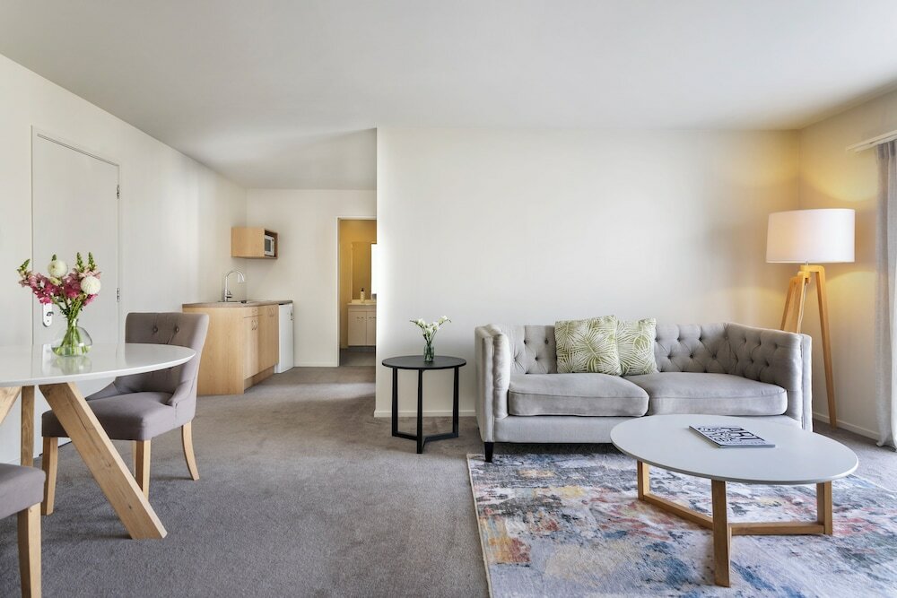 Фото Greenlane Suites