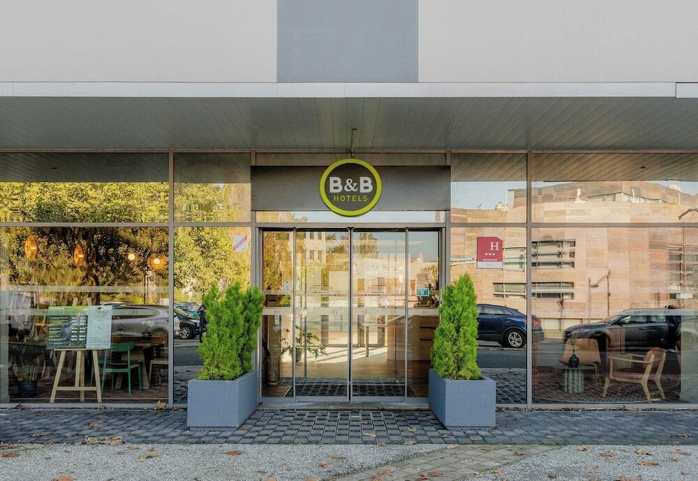 Фото B&b Hotel Maubeuge Gare