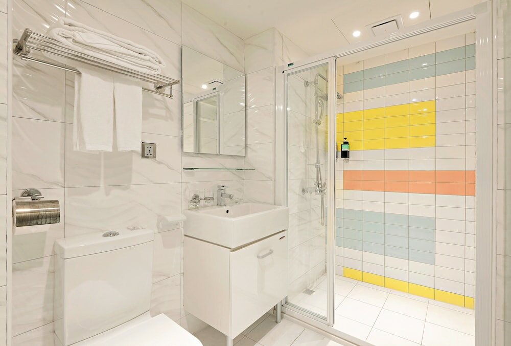 Фото Whoops Hotel