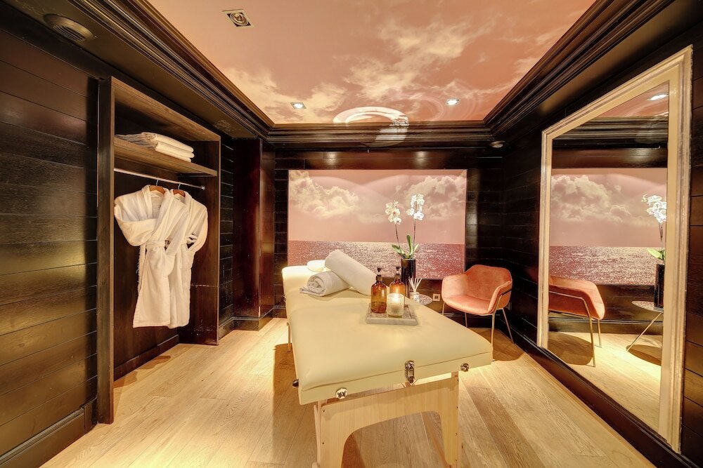 Фото Chalgrin Boutique Hotel